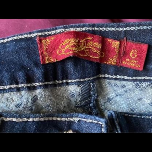 Jeans - Picture 1 of 6